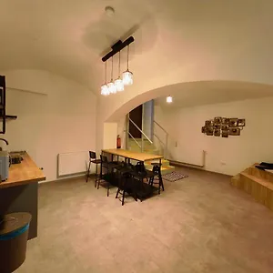 Hostel Capsule Erbenova, Prague